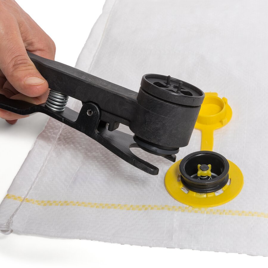 Mit diesem Stausackfüllgerät füllen Sie Stausäcke mit Schnellbefüllungsventilen bequem und in kürzester Zeit Mit diesem Stausackfüllgerät füllen Sie Stausäcke mit Schnellbefüllungsventilen bequem und in kürzester Zeit